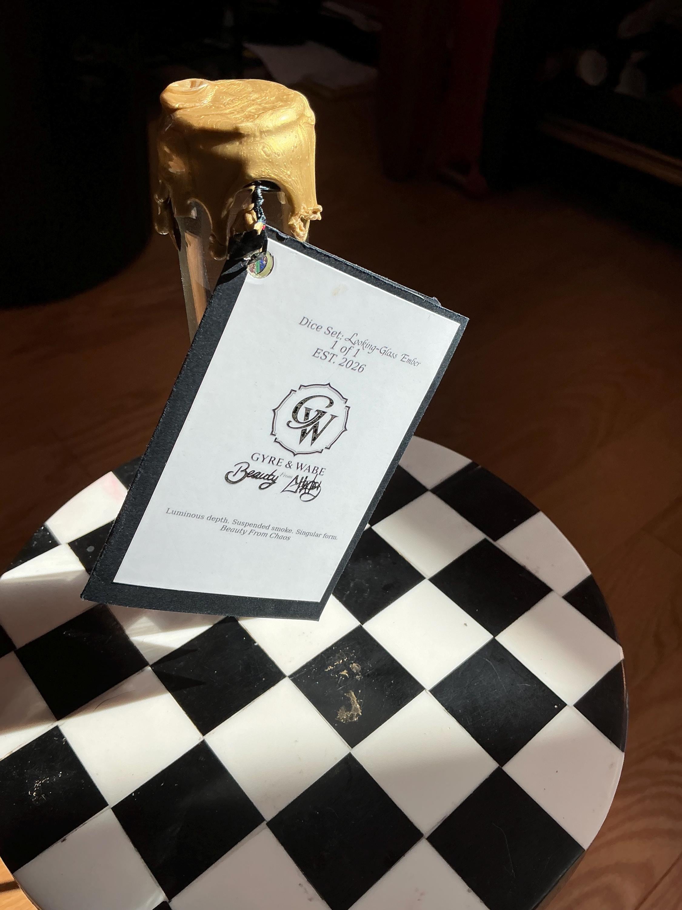 Looking-Glass Ember view 12